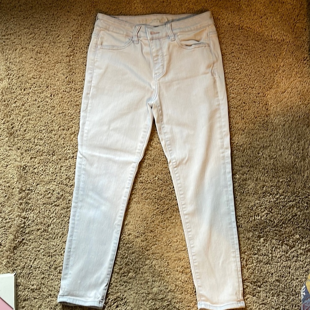 AE size 10 short lilac colored jeans